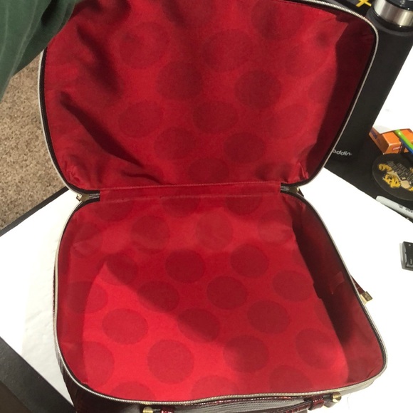 Estée Lauder red travel bag - Picture 6 of 10